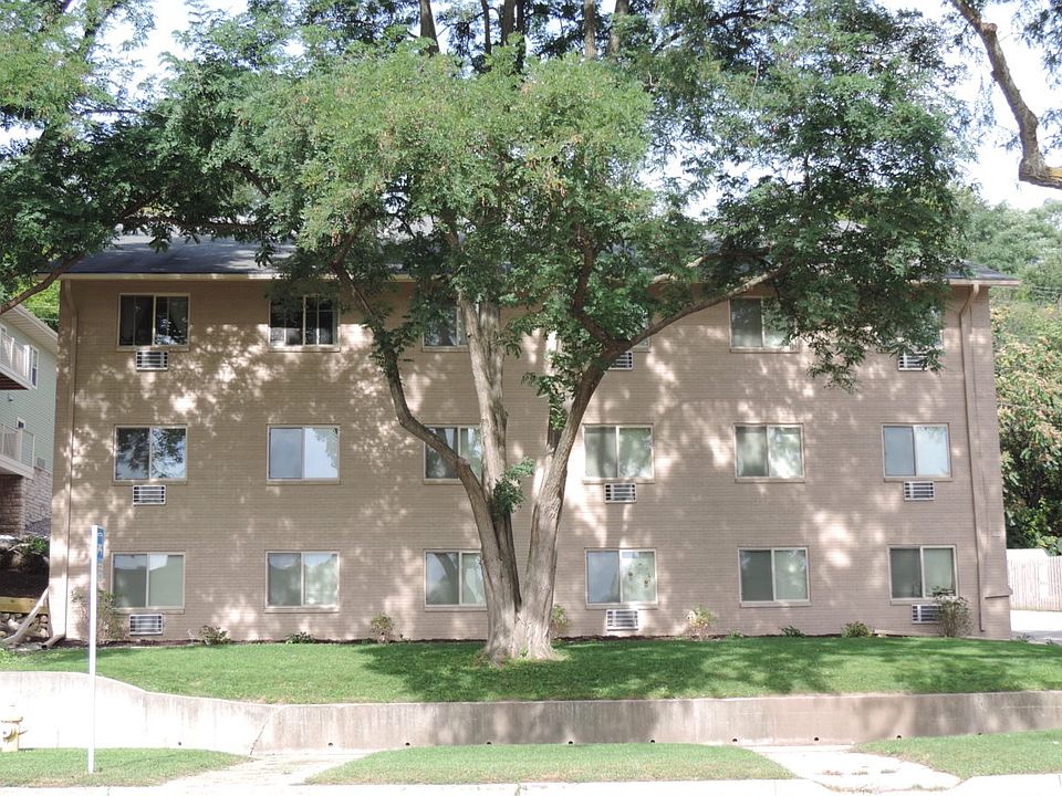 2nd image of 200 W North St APT 101