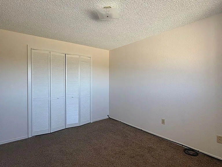 2702 W Modoc Ct — Photo 9