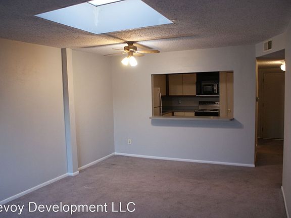 4th image of 4355 Maryland Ave APT 407