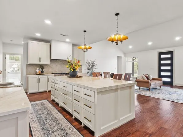 11 Lewis Ln, Texarkana, TX 75501