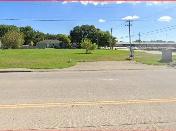 25 Avenue St N, Texas City, TX 77590