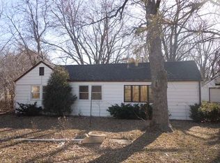 2825 Jackson Dr, Arlington Heights, IL