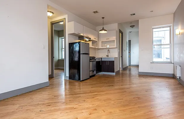 Rented by Nooklyn NYC LLC | media 31