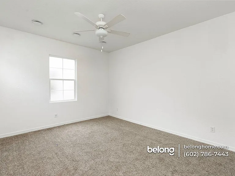 221 E Balsam Dr — Photo 20