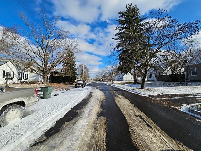 1st image of 2364 Argyle Dr