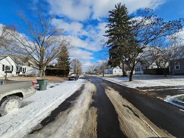 2364 Argyle Dr, Columbus, OH 43219