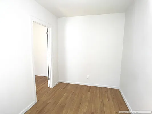 Rented by Sovereign Associates | media 15