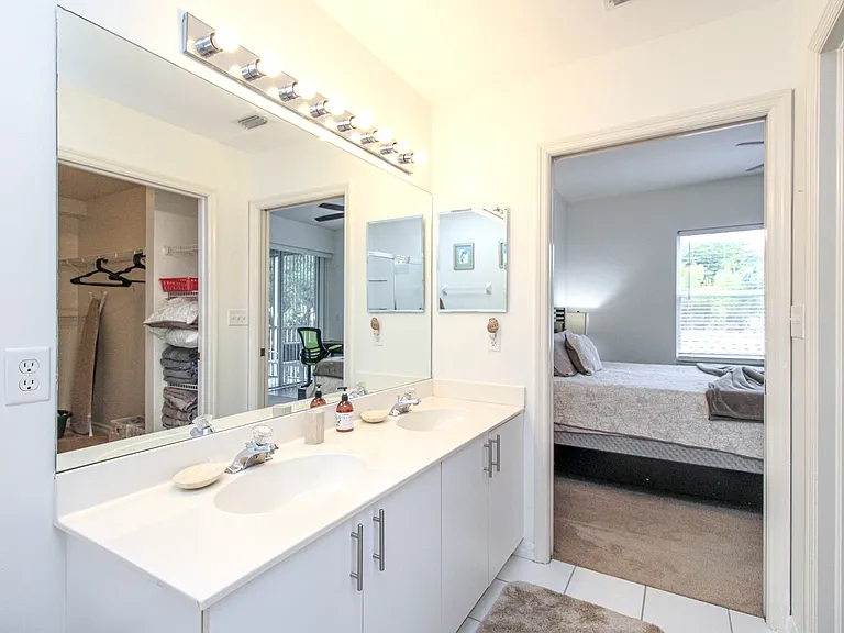 519 Roma Ct #3208 — Photo 38