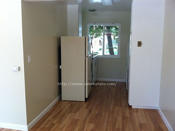 5th image of 1030 W Olive Ave APT 2