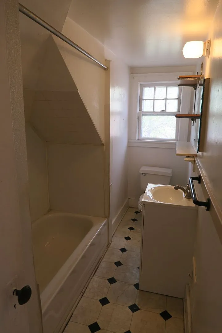 139 Westminster Street — Photo 4