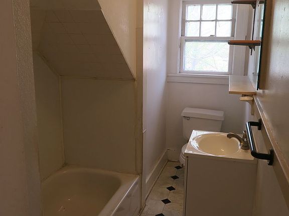 5th image of 139 Westminster Rd #473-3