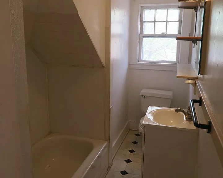 139 Westminster Rd — Photo 13