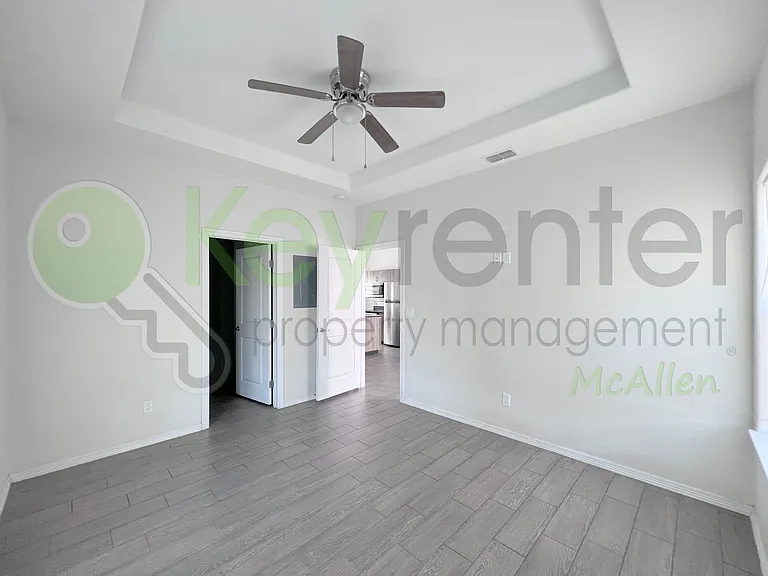 1609 W Cortlandt St #3 — Photo 14