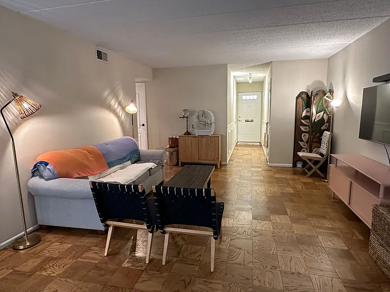 411 W Conestoga Rd — Photo 9