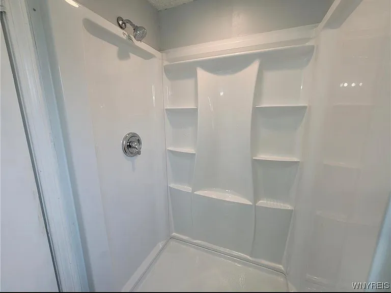 48 Taverly Dr — Photo 18