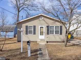 754 212th St, Pasadena, MD 21122