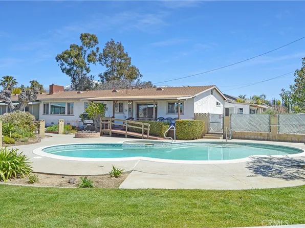 888 W Avenue L, Calimesa, CA 92320