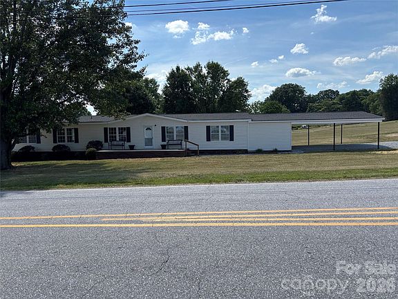 3rd image of 559 School Dr