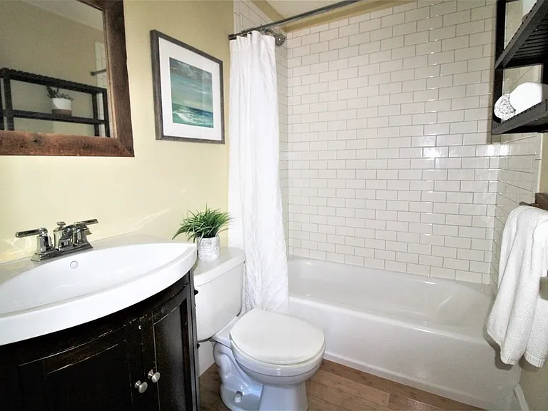 32 Winchester St #8 — Photo 9