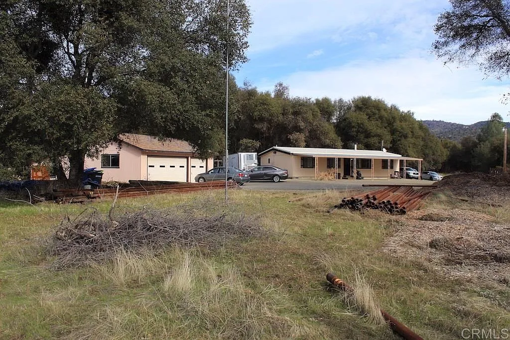 45691 Carter Creek Rd photo 1