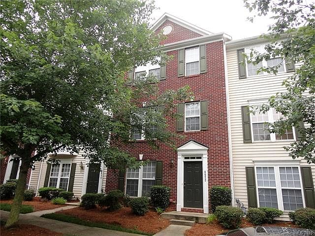 1st image of 9622 Blossom Hill Dr