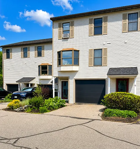 155 Echo Ave #10 Photo 1