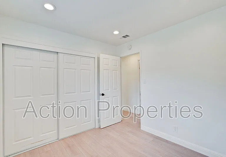 2126 Warmwood Ln — Photo 18