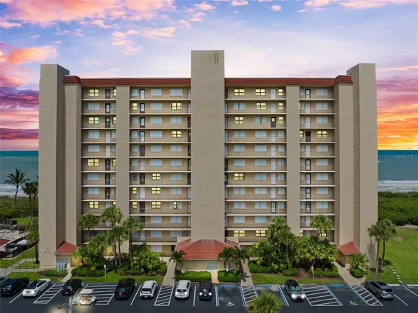 4200 N Highway A1a APT 211, Hutchinson Island, FL 34949