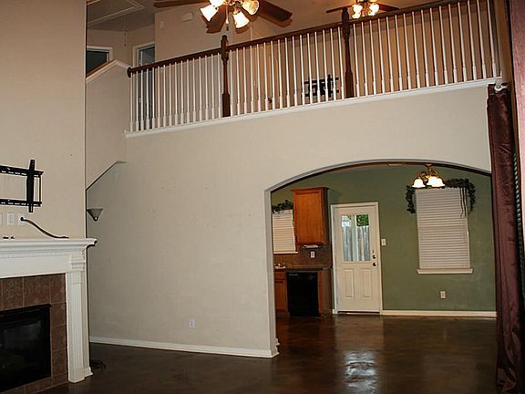 3rd image of 6143 Starbrook Creek Dr