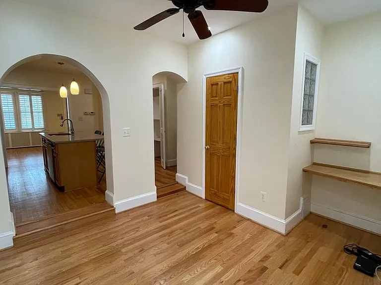 539 24th St NE — Photo 12