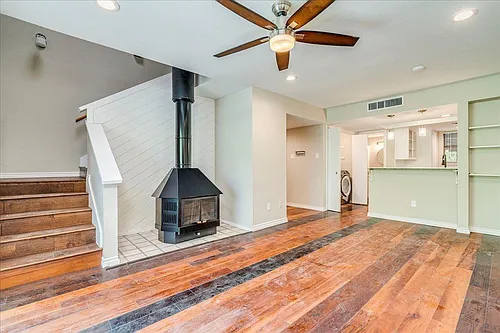 1411 Norwalk Ln #207 Photo 1