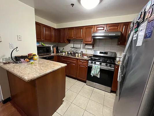 Rented by Winzone Realty Inc | media 8