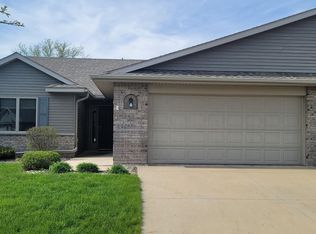 708 Southern Woods Cir SW, Rochester, MN 55902