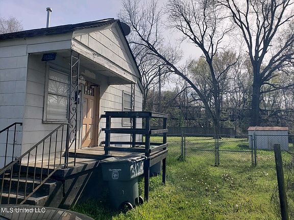 3rd image of 3125 Mimosa Ave