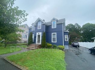 9 Auburn St FLOOR 1, Melrose, MA 02176