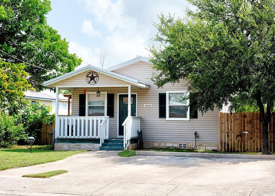 1st image of 424 Burleson Blvd
