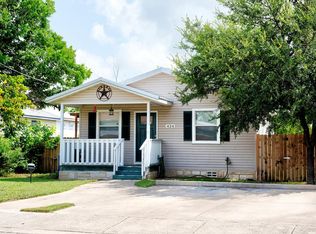 424 Burleson Blvd, Kerrville, TX 78028
