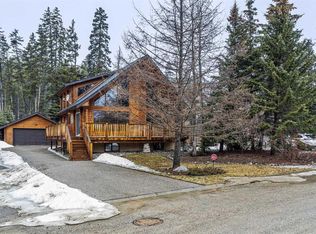 181 N Carey, Canmore, AB T1W 2R7