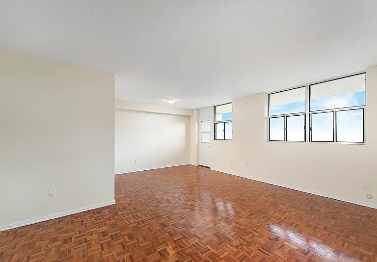 10 Macey Ave — Photo 22