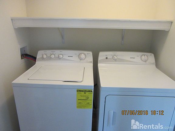 5th image of 3807 S Davis Dr