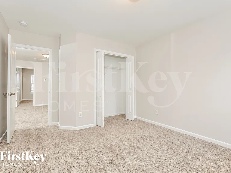 3969 Creekmoore Dr — Photo 10