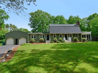 69 Walnut St, Upton, MA 01568