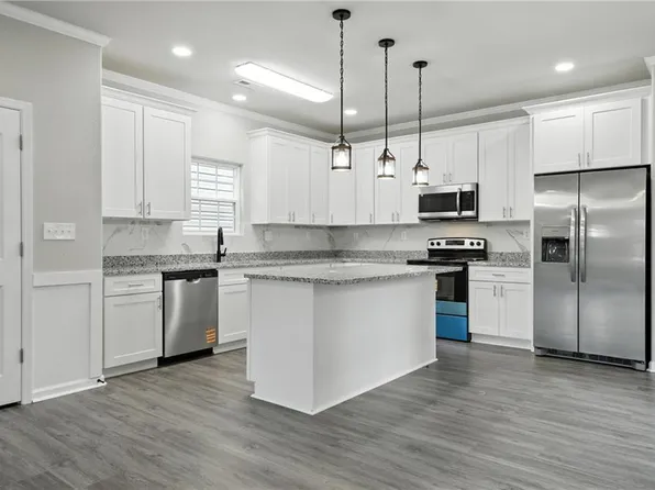 2707 Chicago Ave, Portsmouth, VA 23704