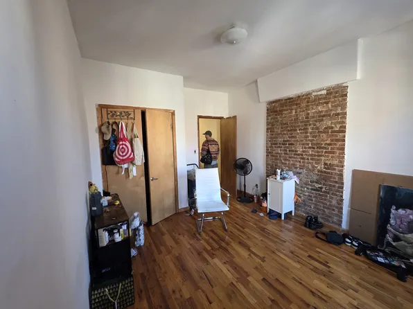 84 George Street image 10 of 29