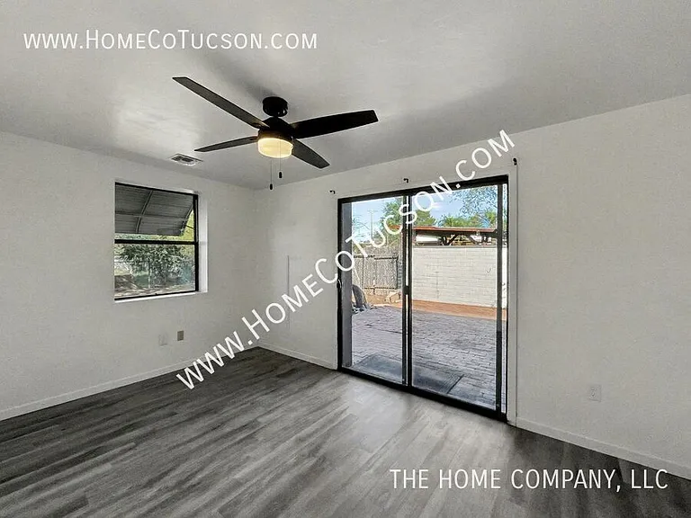 3435 E Elida St — Photo 12