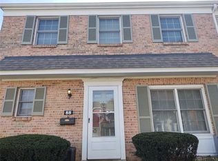88 Applewood Dr #88, Fairfield, OH 45014
