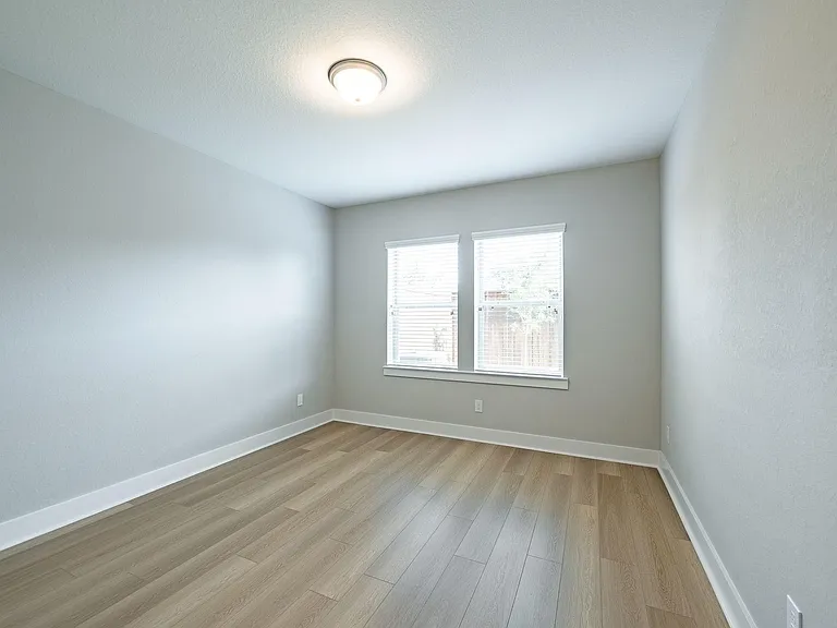 10916 Brambling Wood Dr — Photo 10