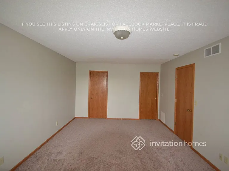 3850 Jamestown Curv — Photo 7