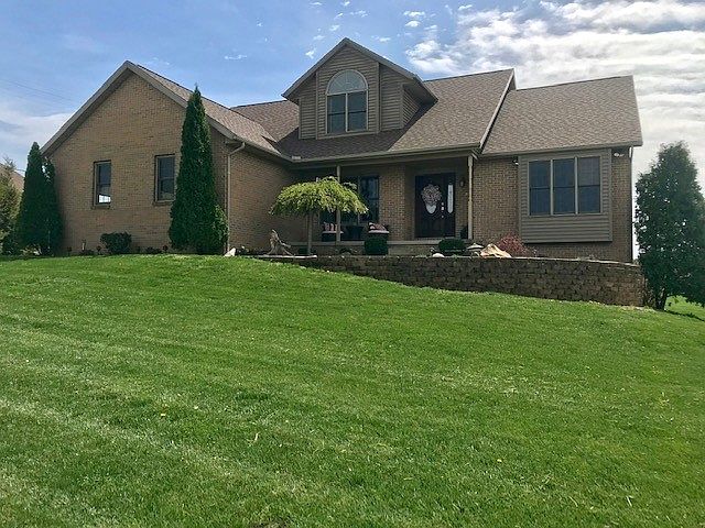 1st image of 358 Golfview Dr