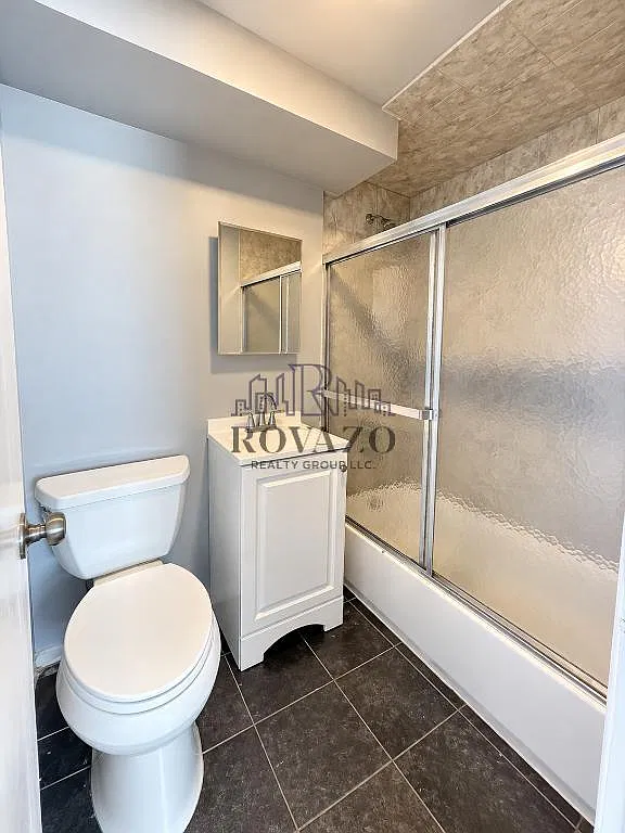 3 bed, 1.0 bath, $2,150 — Photo 2